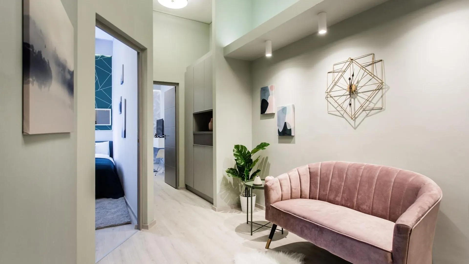 Apartment Elegant Duplex Near City Greenery Budapest